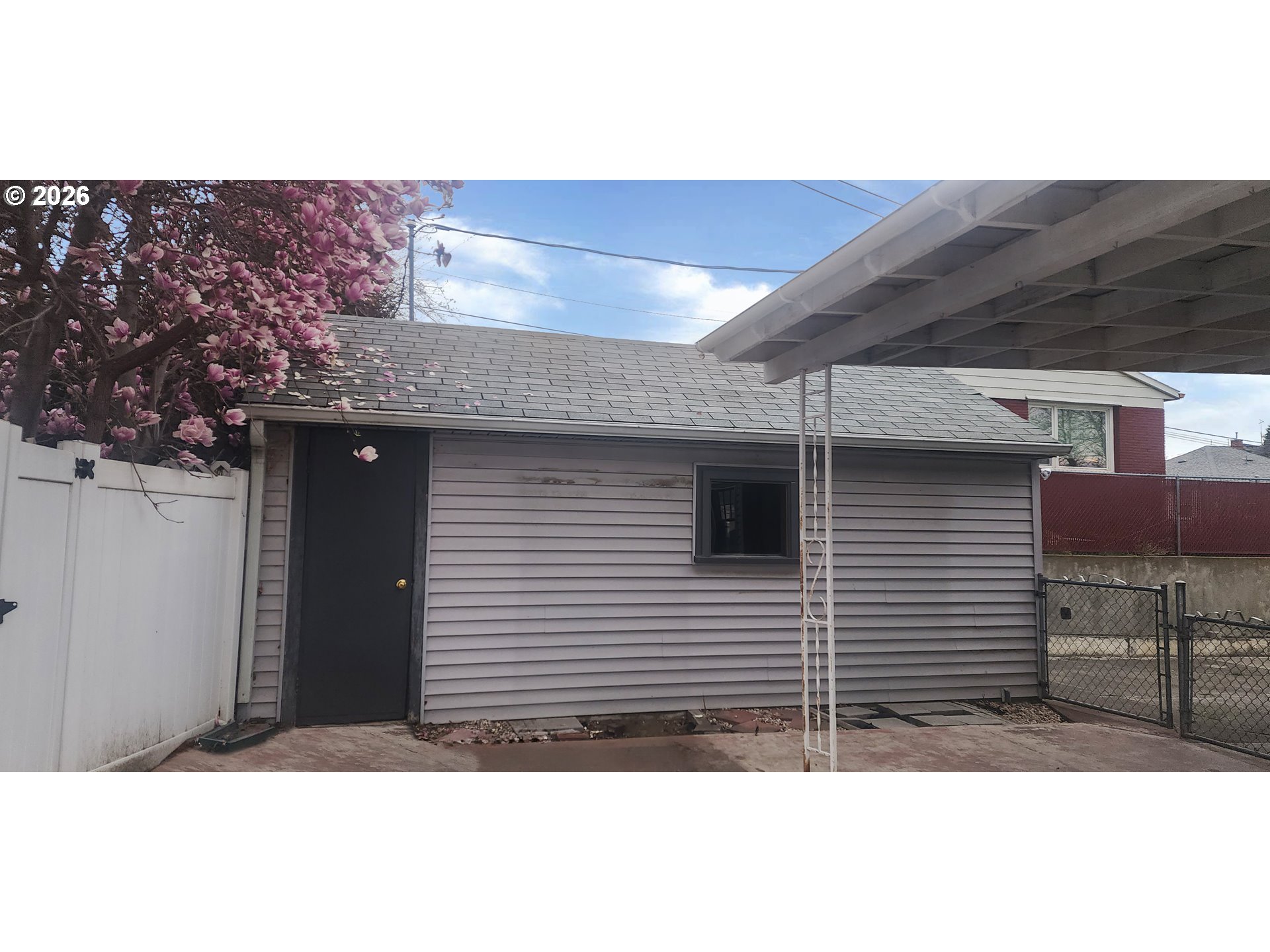 627 Northwest 9th Street Pendleton, OR 97801 - Photo 3 of 22