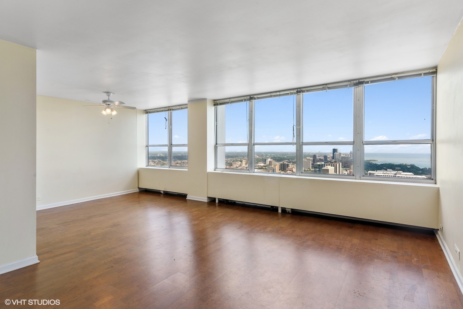 655 West Irving Park Road, Unit 4812 Chicago, IL 60613 - Photo 10 of 28 Gallery Image 10