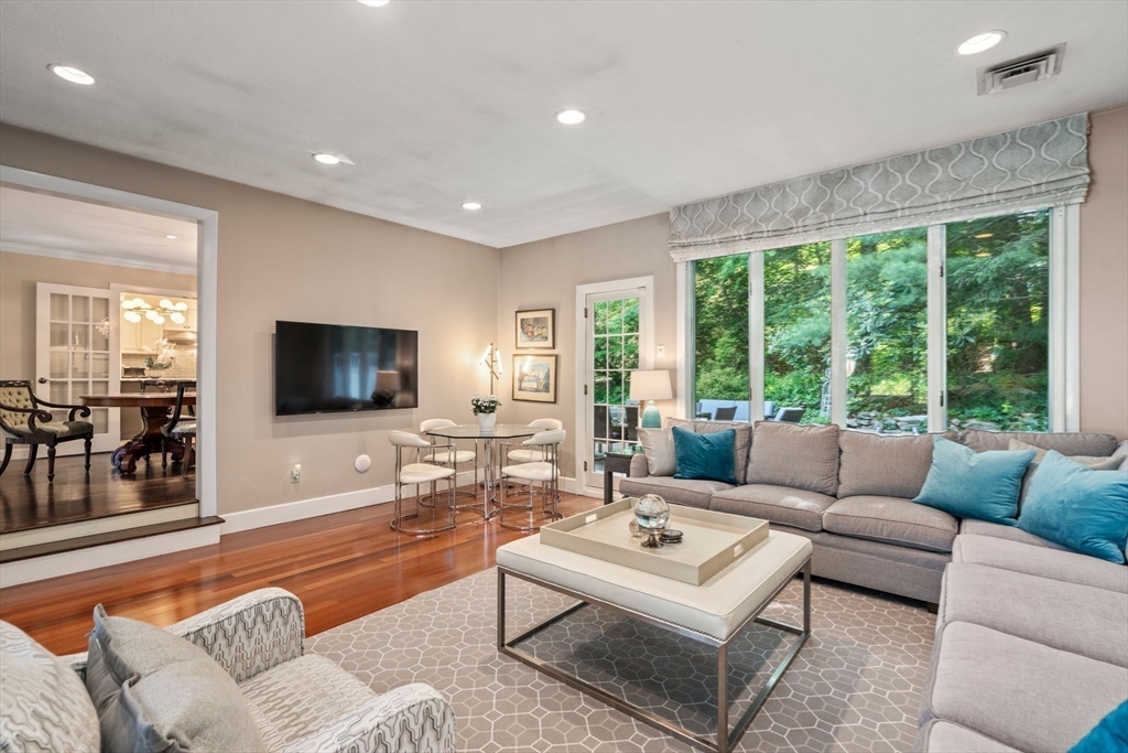 120 Cynthia Road Newton, MA 02459 - Photo 16 of 30
