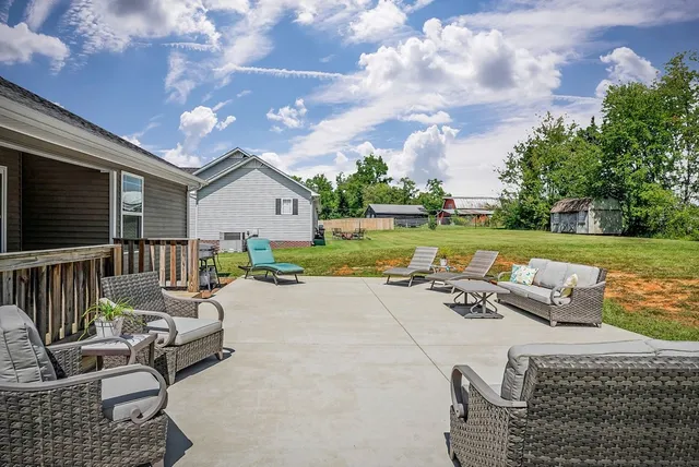 $329,900 | 235 Rickman Monterey Highway, Rickman, TN 38580