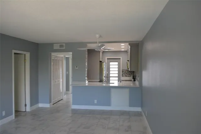 $295,000 | 1481 South Ocean Boulevard, Unit 308, Lauderdale-by-the-Sea, FL 33062