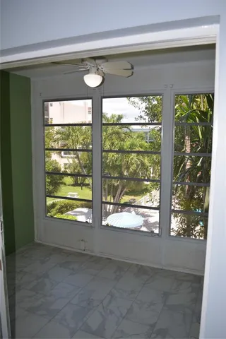 $295,000 | 1481 South Ocean Boulevard, Unit 308, Lauderdale-by-the-Sea, FL 33062