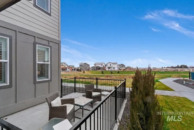 $450,000 | 203 South Koyukuk Avenue, Star, ID 83669