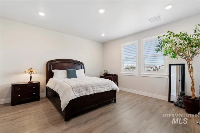 $450,000 | 203 South Koyukuk Avenue, Star, ID 83669