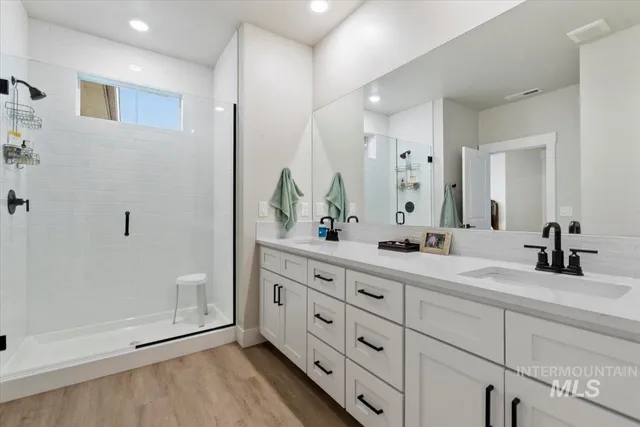 $450,000 | 203 South Koyukuk Avenue, Star, ID 83669