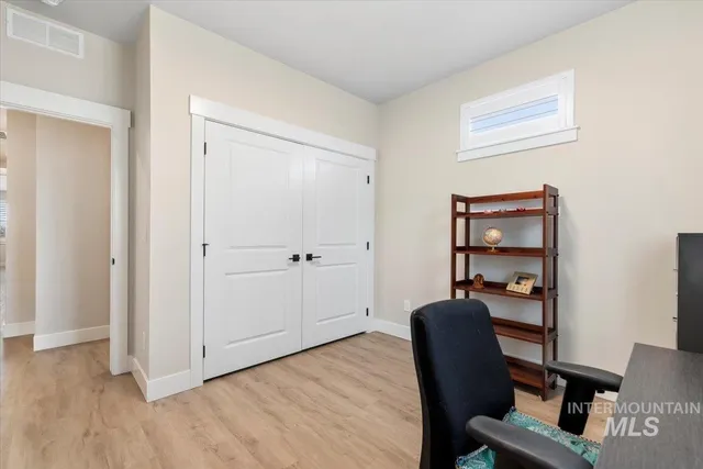 $450,000 | 203 South Koyukuk Avenue, Star, ID 83669