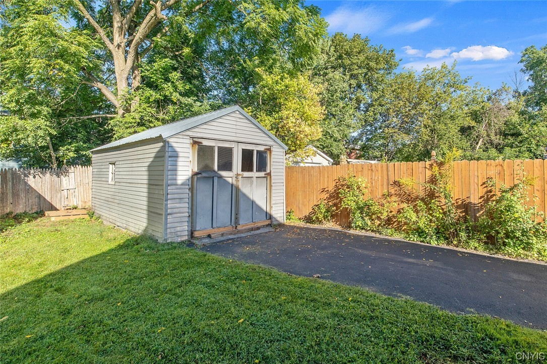 132 Ruth Avenue Syracuse, NY 13210 - Photo 36 of 36