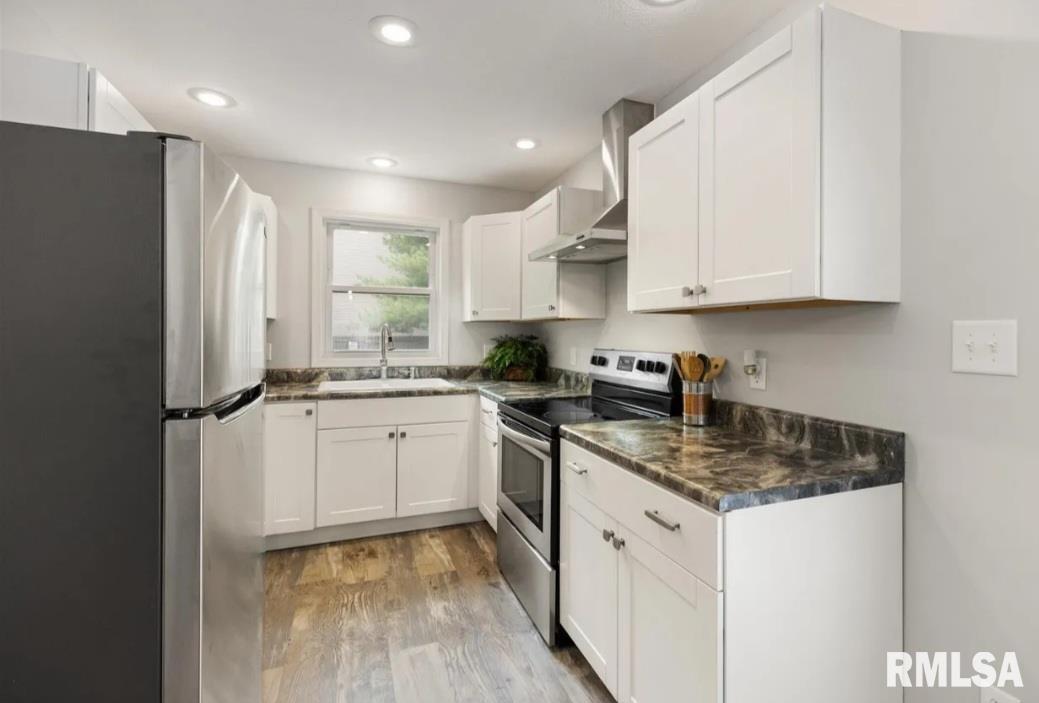 110 North 2nd Street Camp Point, IL 62320 - Photo 4 of 8