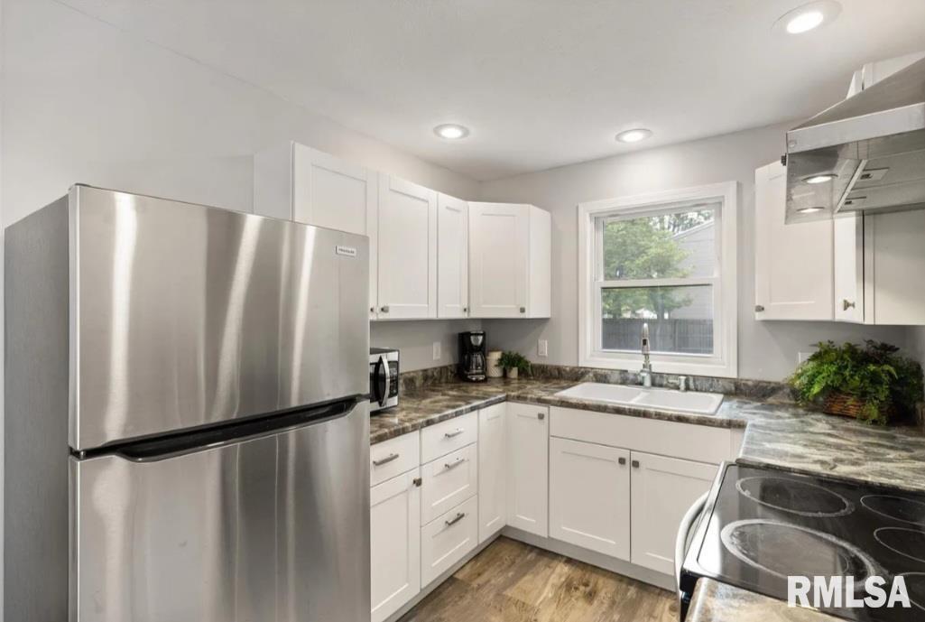 110 North 2nd Street Camp Point, IL 62320 - Photo 5 of 8