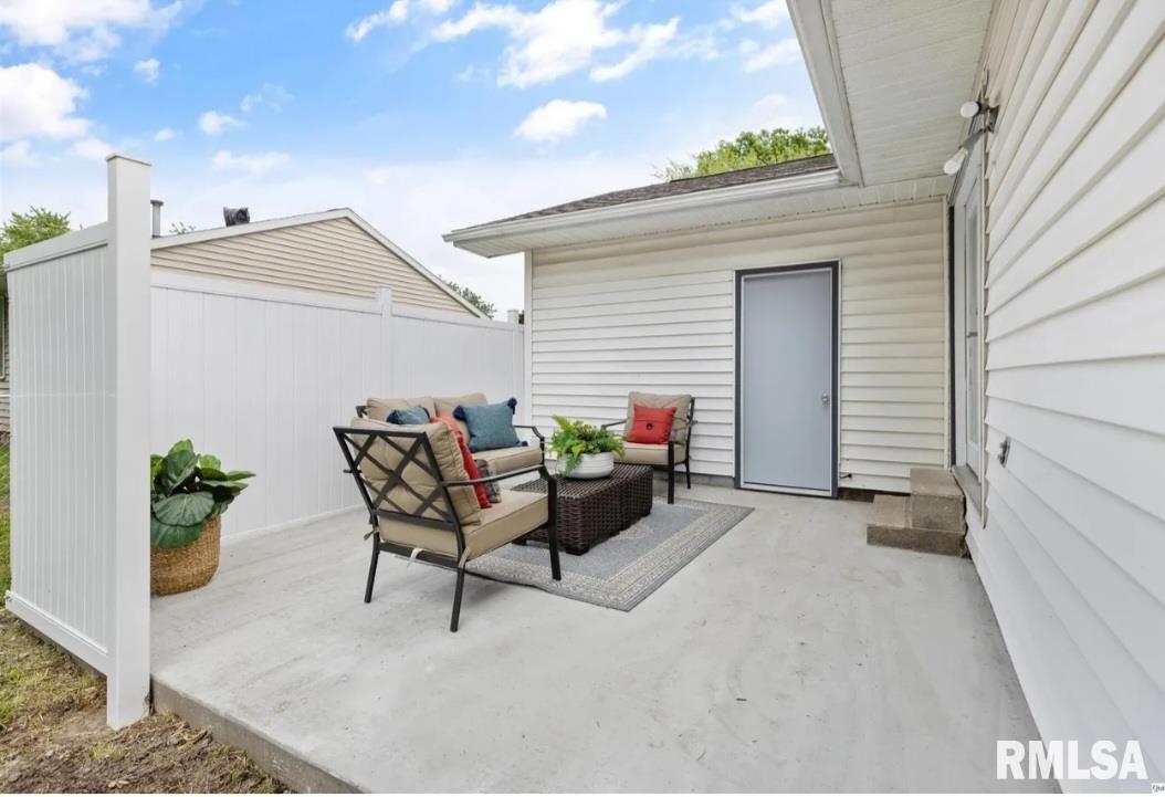 110 North 2nd Street Camp Point, IL 62320 - Photo 8 of 8