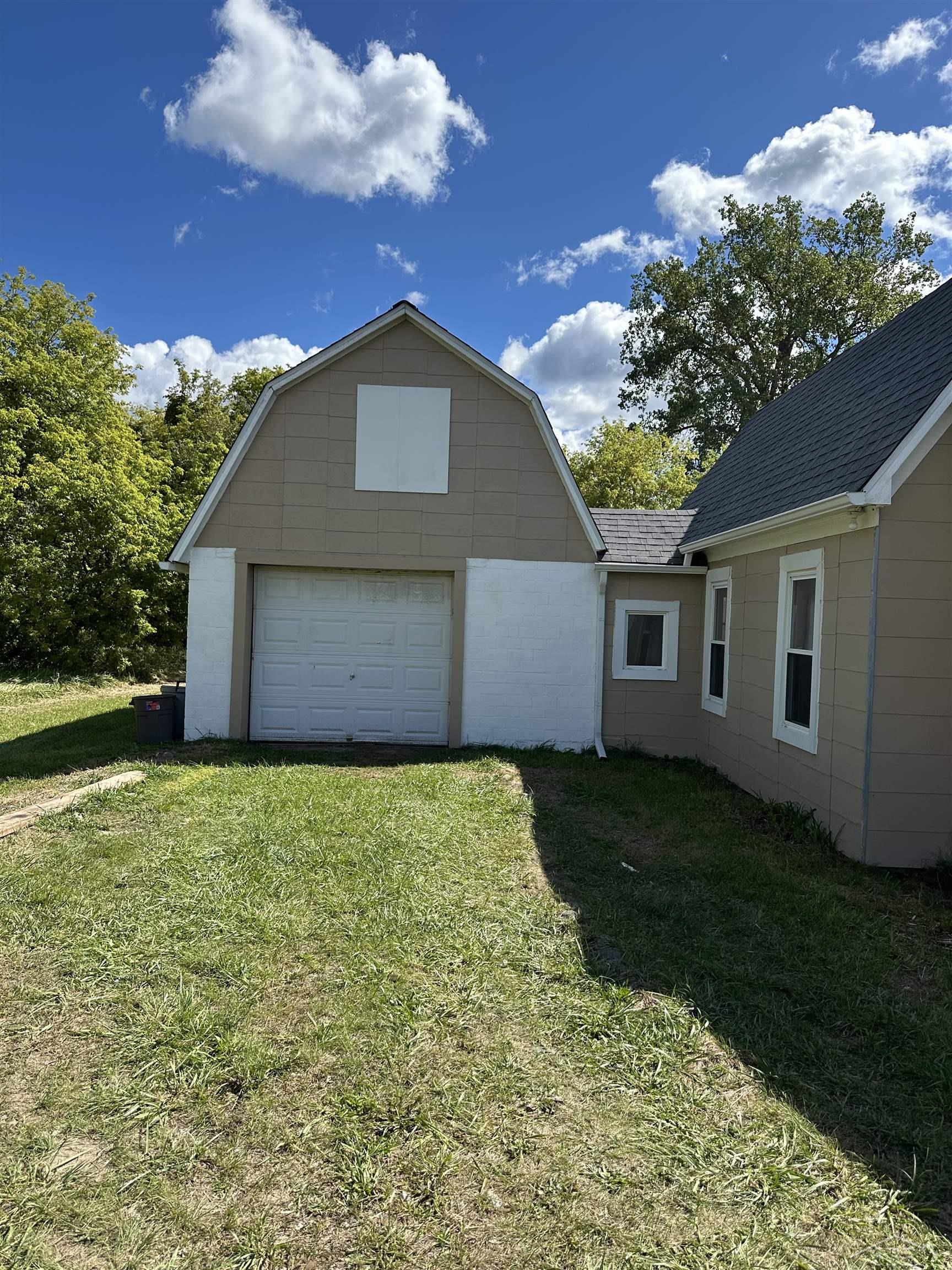 5665 E Road Saginaw, MI 48601 - Photo 71 of 83 50188136-55741ff4-386f-413d-9343-39164cf9f0ce.JPG