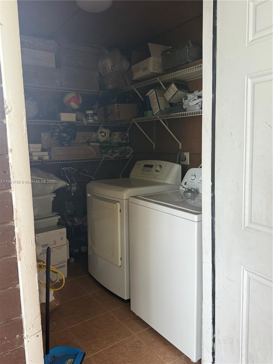 12850 Southwest 14th Street Miami, FL 33184 - Photo 5 of 12