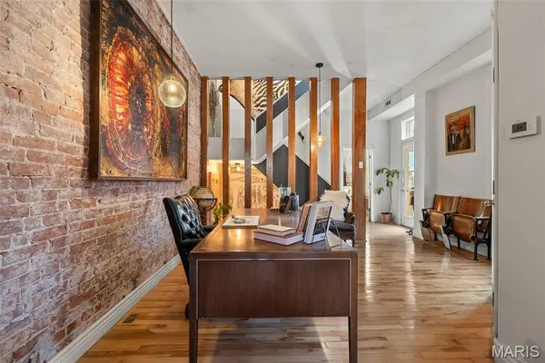 $425,000 | 2316 South 9th Street, St. Louis, MO 63104