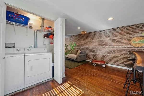 $425,000 | 2316 South 9th Street, St. Louis, MO 63104