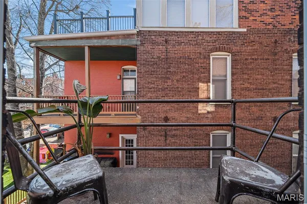 $425,000 | 2316 South 9th Street, St. Louis, MO 63104