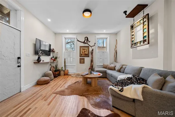 $425,000 | 2316 South 9th Street, St. Louis, MO 63104