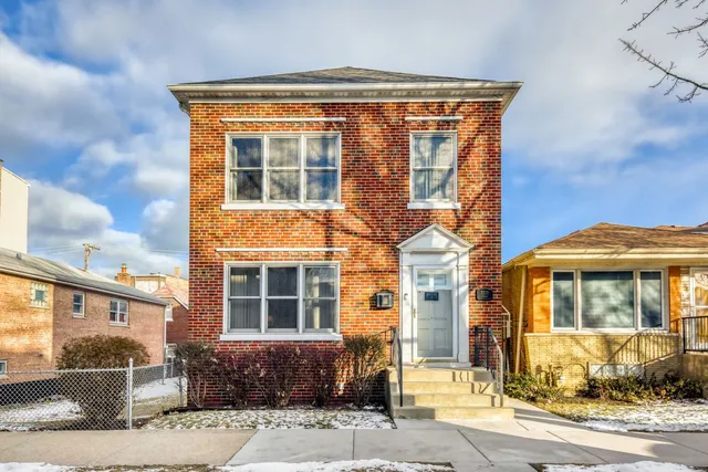 $650,000 | 3333 South Emerald Avenue, Chicago, IL 60616
