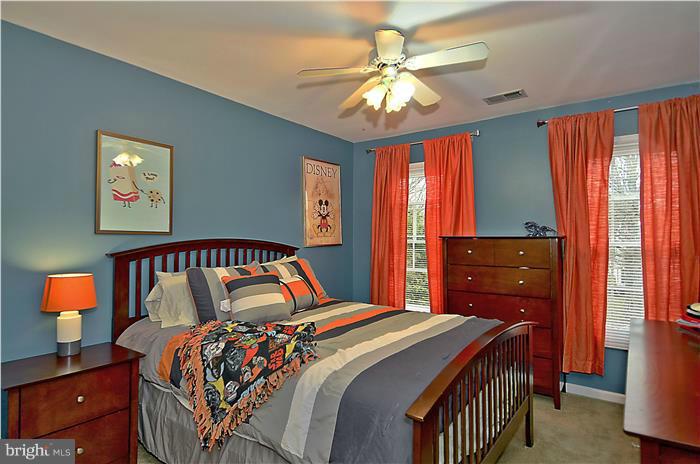 10824 Game Preserve Road Gaithersburg, MD 20879 - Photo 16 of 30 Bedroom 1