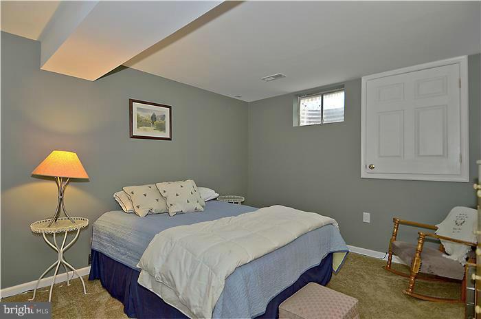 10824 Game Preserve Road Gaithersburg, MD 20879 - Photo 22 of 30 Bedroom 4