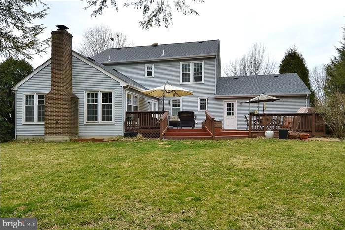 10824 Game Preserve Road Gaithersburg, MD 20879 - Photo 25 of 30 Exterior (Rear)