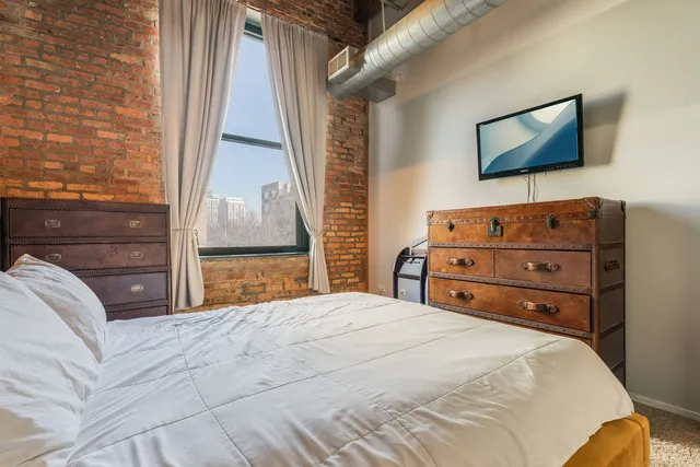 $414,000 | 1632 South Indiana Avenue, Unit 302, Chicago, IL 60616