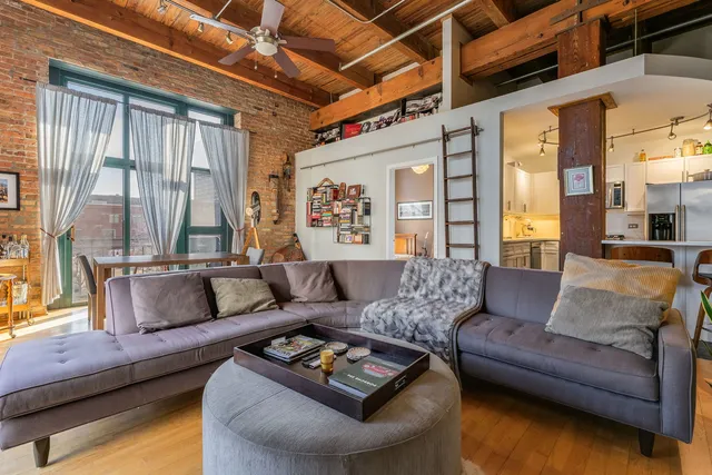 $414,000 | 1632 South Indiana Avenue, Unit 302, Chicago, IL 60616