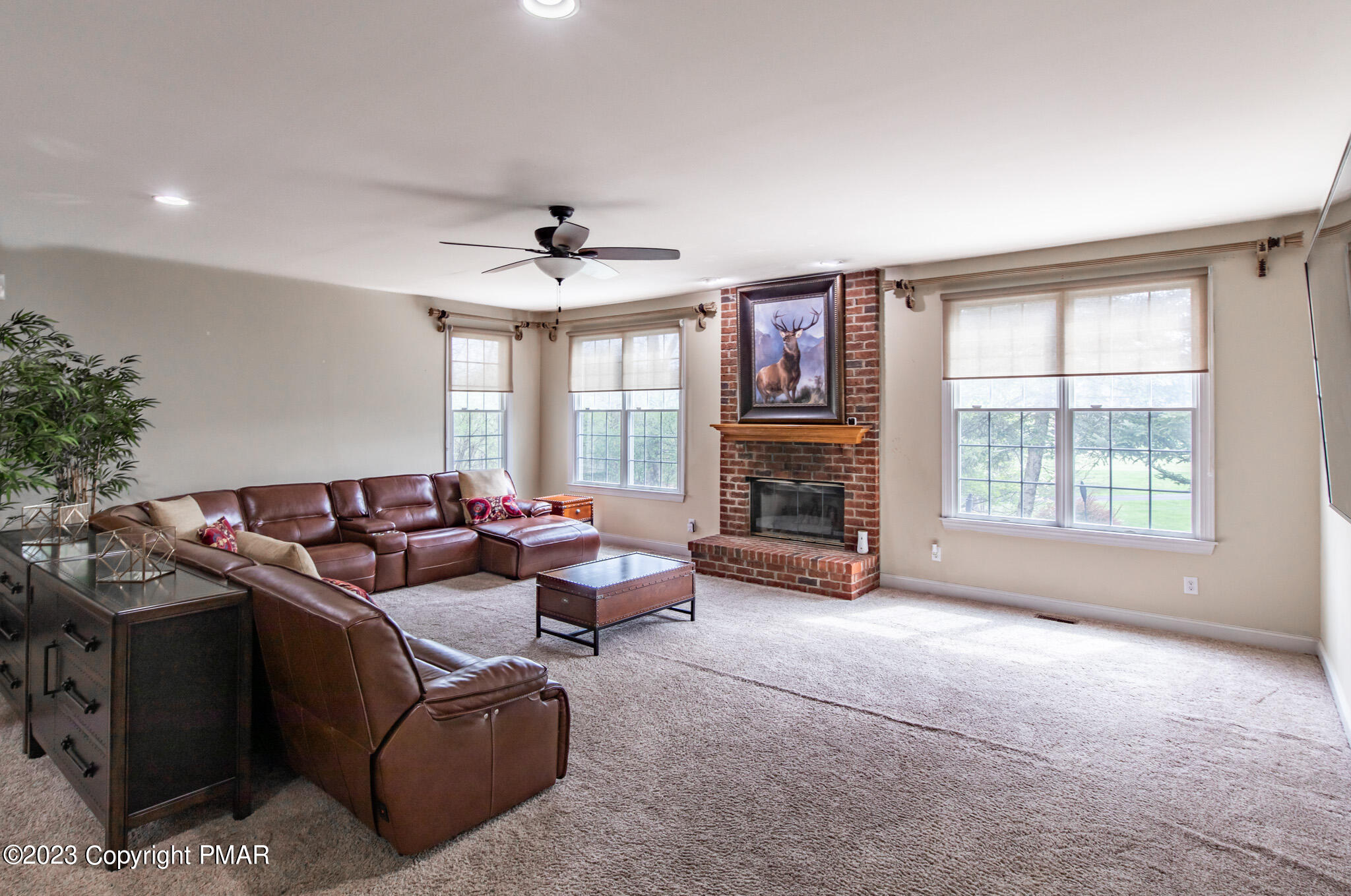 353 Great Bear Way Road East Stroudsburg, PA 18302 - Photo 12 of 87 0A5A9731-HDR
