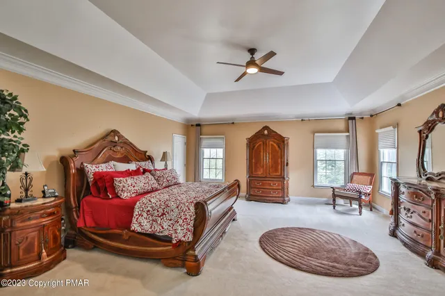 $775,000 | 353 Great Bear Way Road, East Stroudsburg, PA 18302