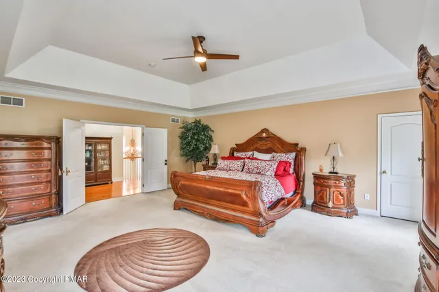 $775,000 | 353 Great Bear Way Road, East Stroudsburg, PA 18302