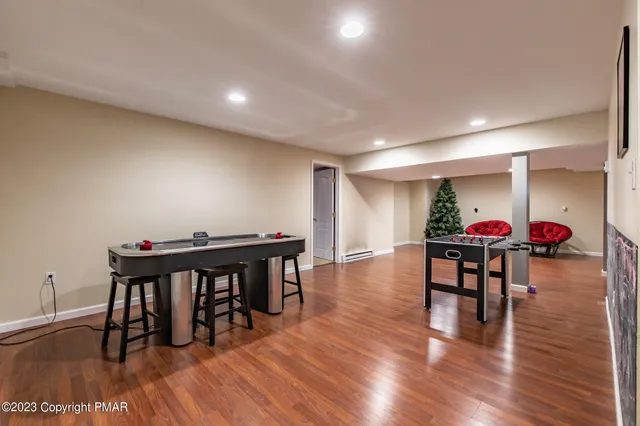 $775,000 | 353 Great Bear Way Road, East Stroudsburg, PA 18302