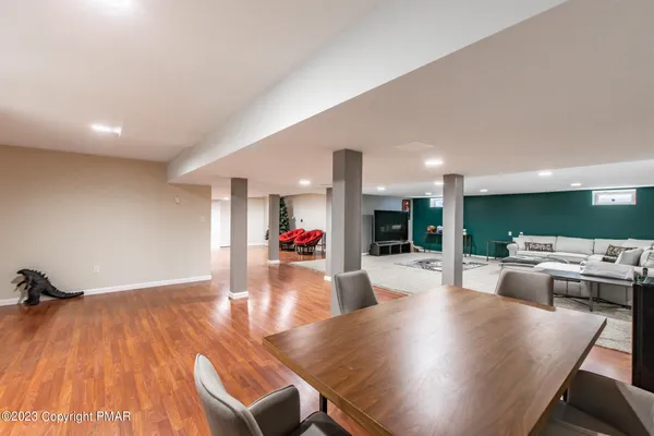 $775,000 | 353 Great Bear Way Road, East Stroudsburg, PA 18302