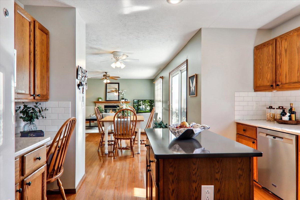 1305 Lismore Lane Normal, IL 61761 - Photo 13 of 51 Gallery Image 13