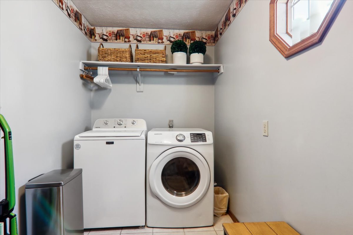 1305 Lismore Lane Normal, IL 61761 - Photo 16 of 51 Gallery Image 16