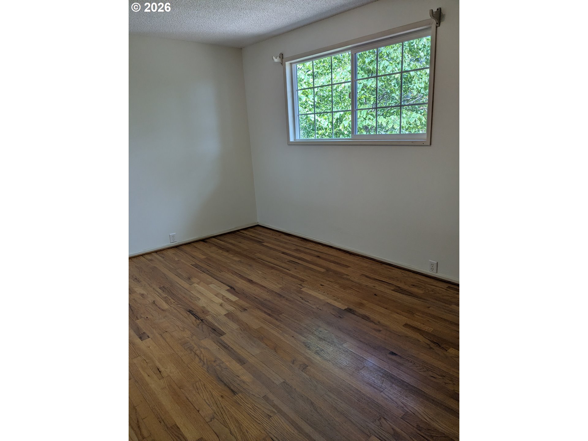 15341 South Hattan Road Oregon City, OR 97045 - Photo 24 of 41 Bedroom