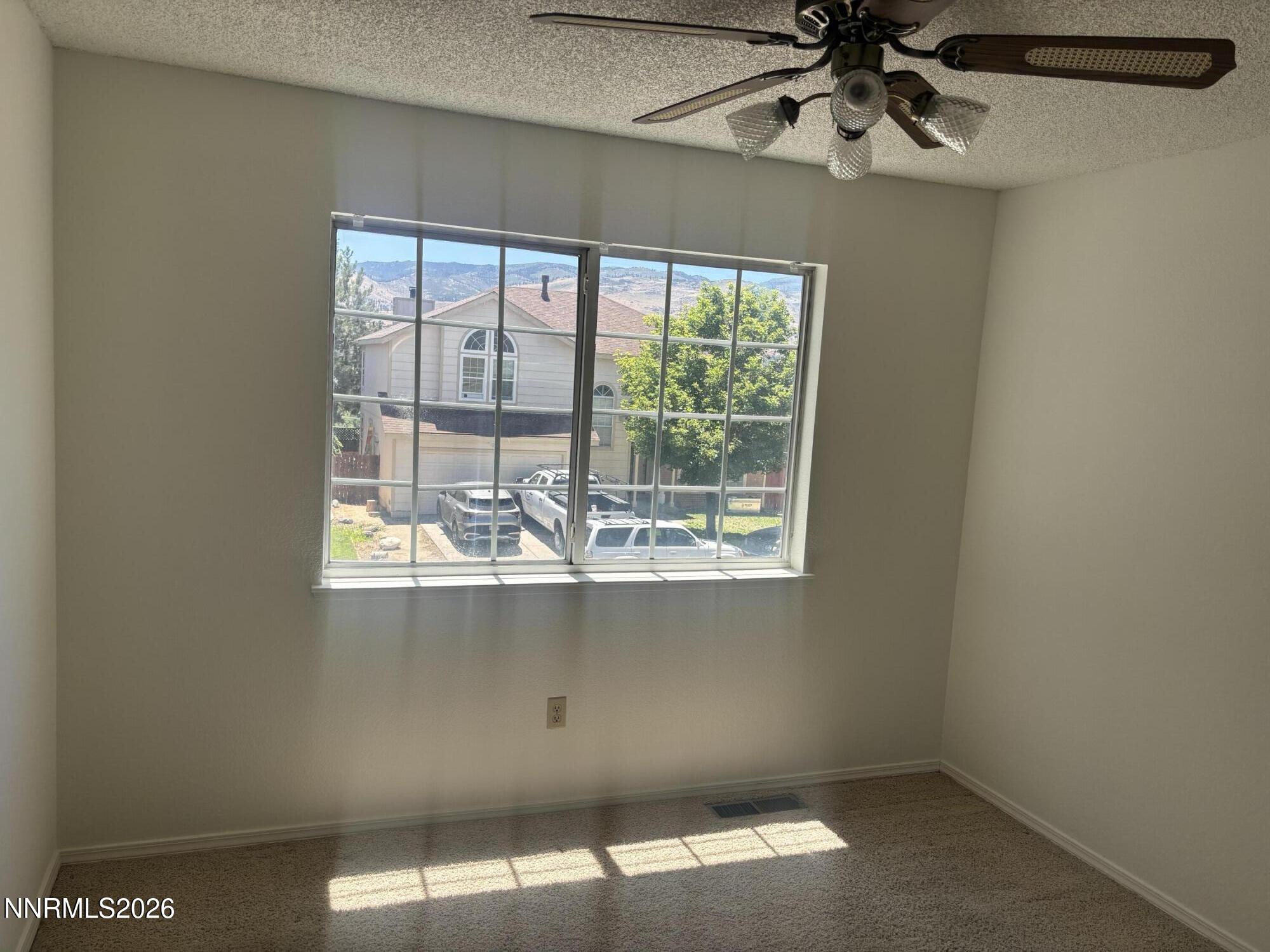 4527 Canyon Ridge Lane Reno, NV 89523 - Photo 10 of 20 IMG_4166