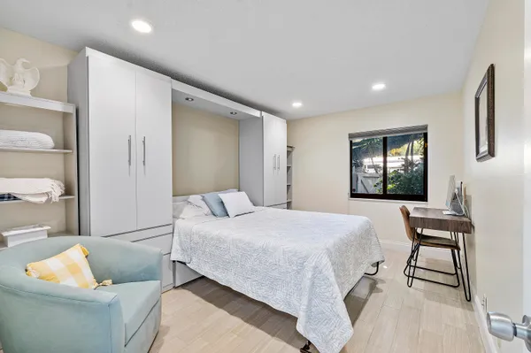 $6,000 | 250 South Ocean Boulevard, Unit 274, Delray Beach, FL 33483