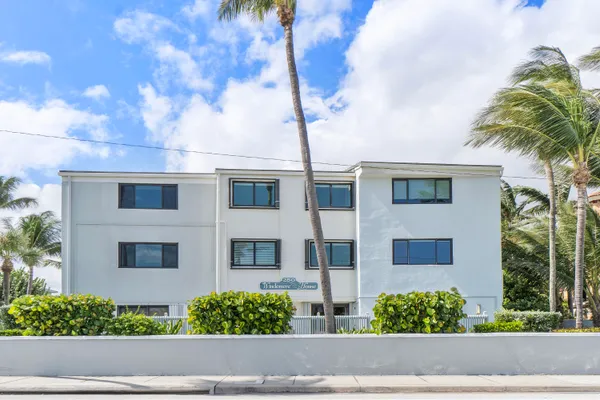 $6,000 | 250 South Ocean Boulevard, Unit 274, Delray Beach, FL 33483