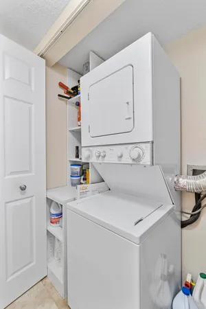 $6,000 | 250 South Ocean Boulevard, Unit 274, Delray Beach, FL 33483