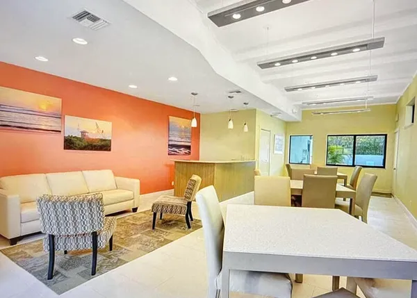 $6,000 | 250 South Ocean Boulevard, Unit 274, Delray Beach, FL 33483