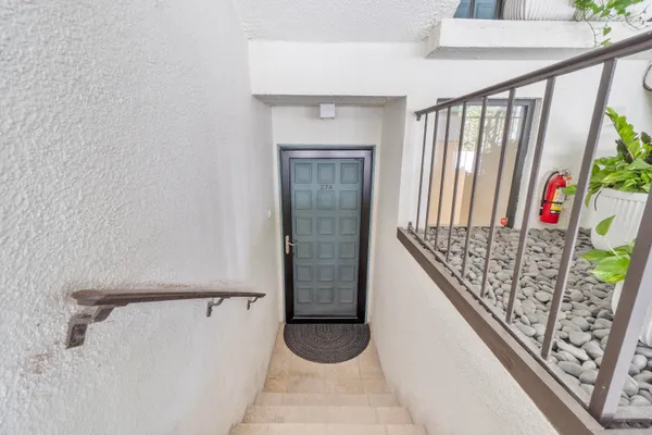 $6,000 | 250 South Ocean Boulevard, Unit 274, Delray Beach, FL 33483