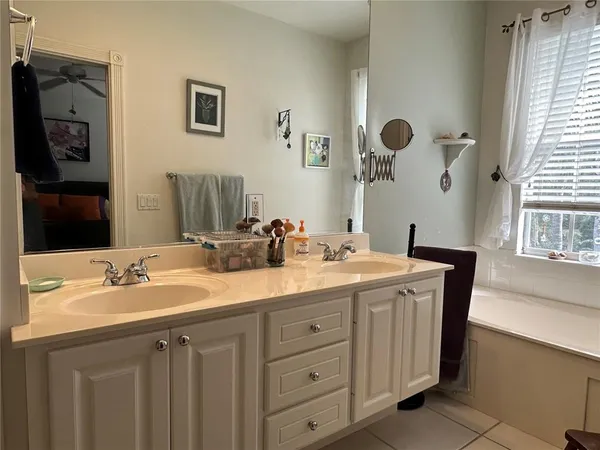 $2,495 | 7896 Farina Court, Sarasota, FL 34238