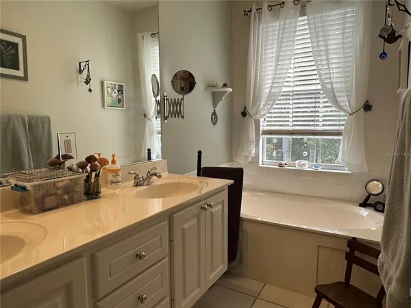 $2,495 | 7896 Farina Court, Sarasota, FL 34238