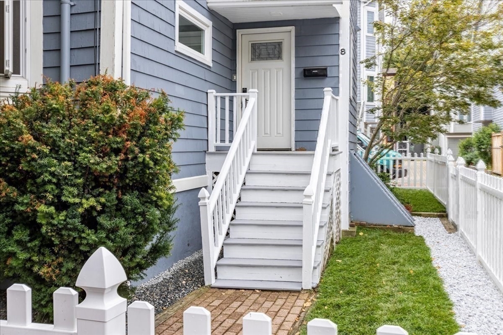 8 Watson Street, Unit 8 Cambridge, MA 02139 - Photo 31 of 35