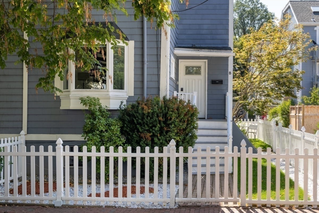 8 Watson Street, Unit 8 Cambridge, MA 02139 - Photo 5 of 35