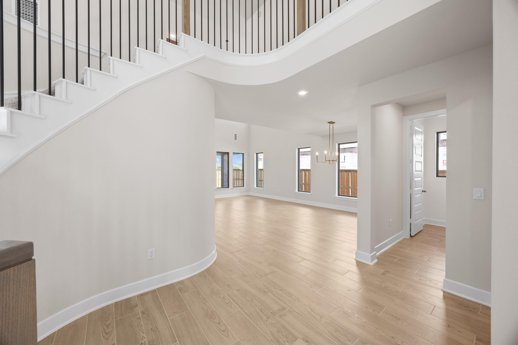 129 Emerald Grv Drive Georgetown, TX 78633 - Photo 16 of 34