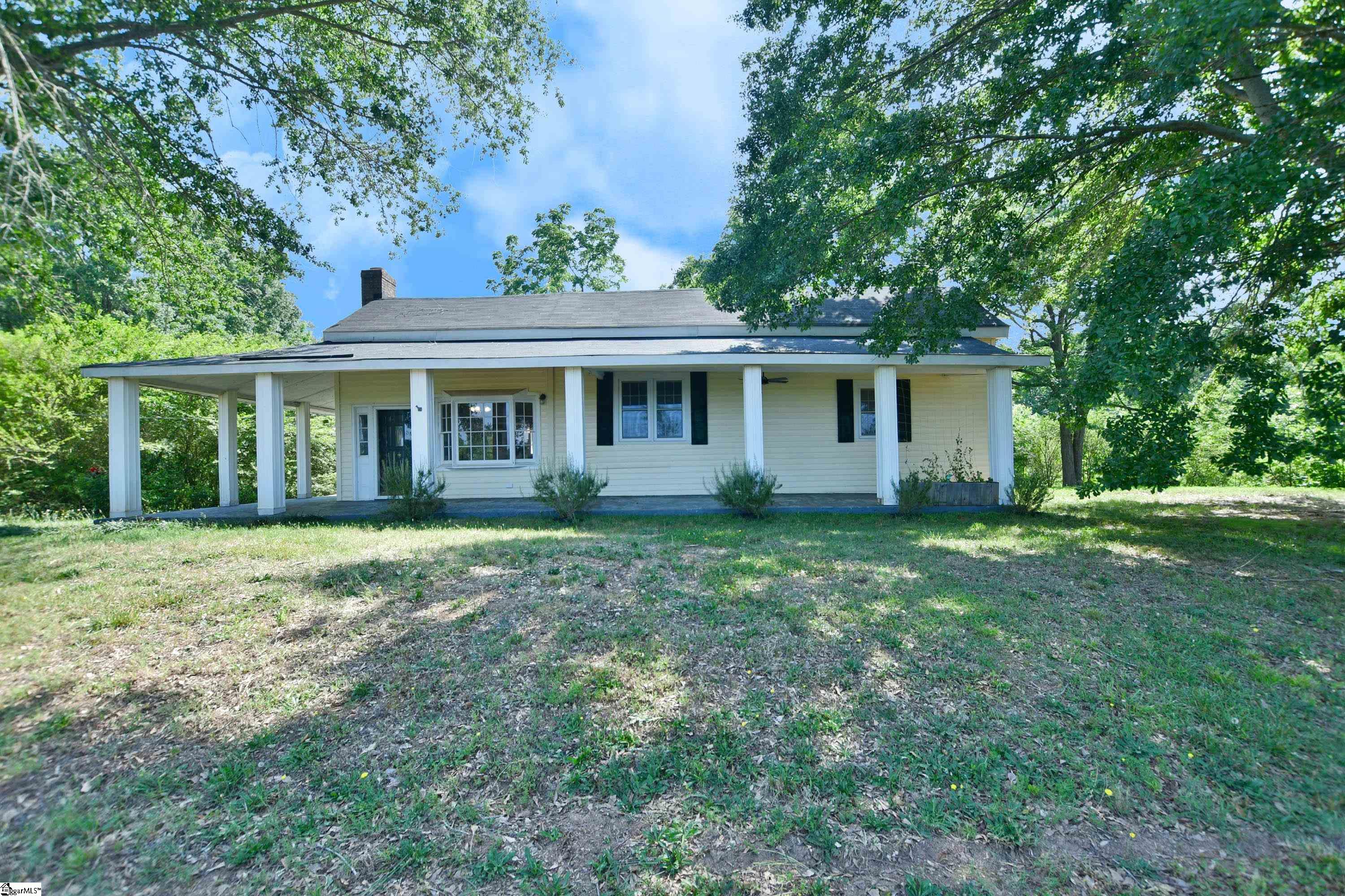 329 Aiken Road Woodruff, SC 29388 - Photo 1 of 24
