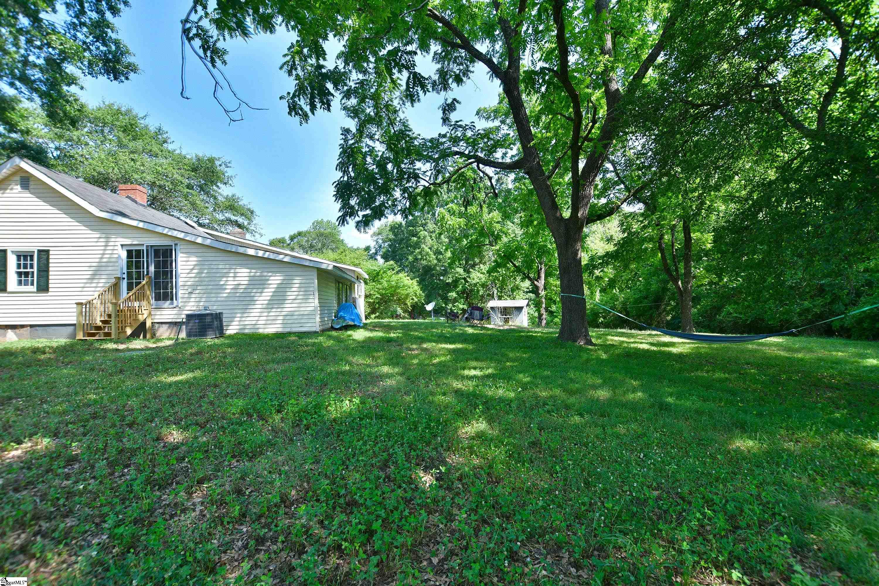 329 Aiken Road Woodruff, SC 29388 - Photo 23 of 24