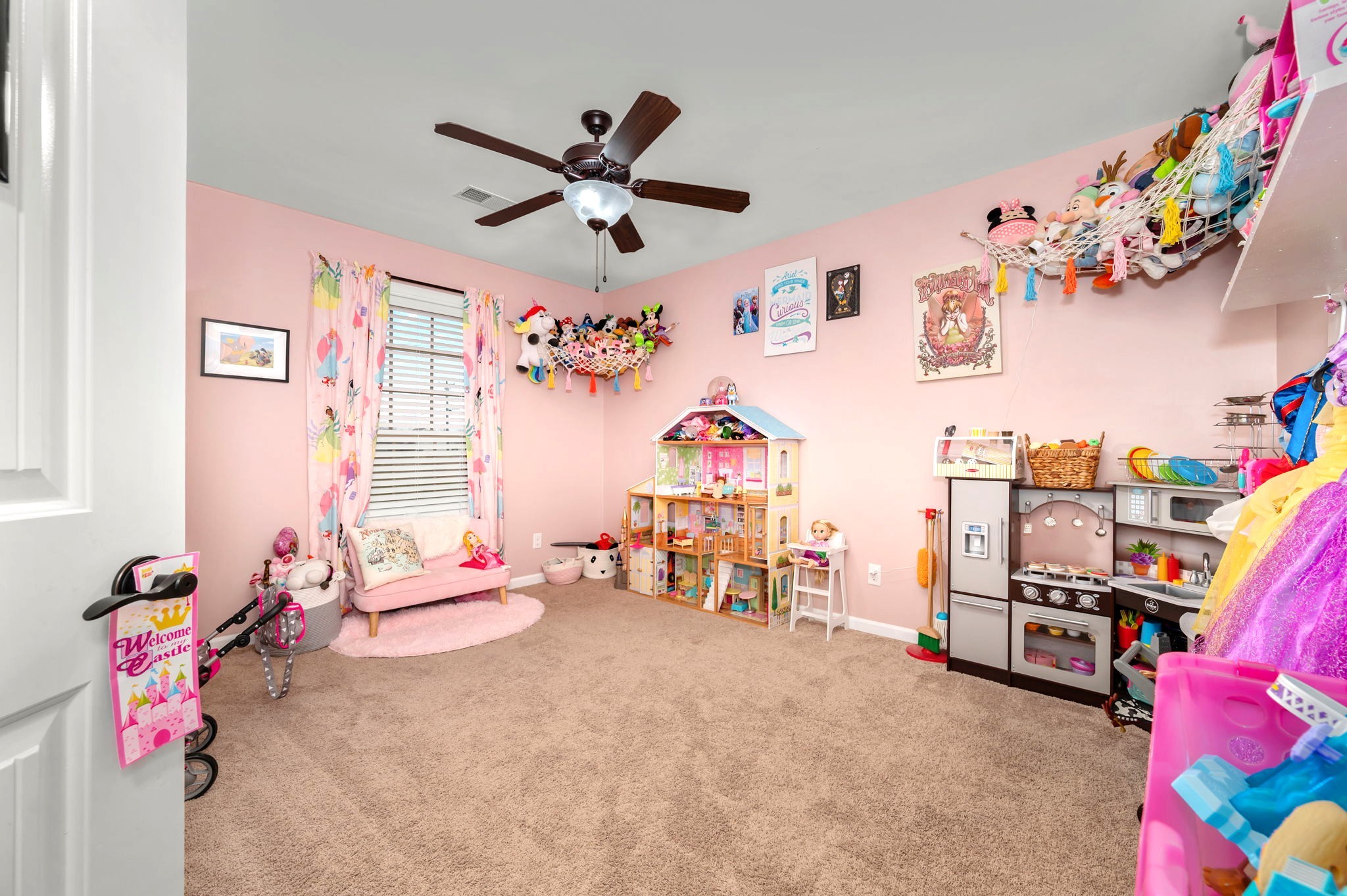 4232 Zephyr Court Murfreesboro, TN 37128 - Photo 16 of 26 a view of a room with toys