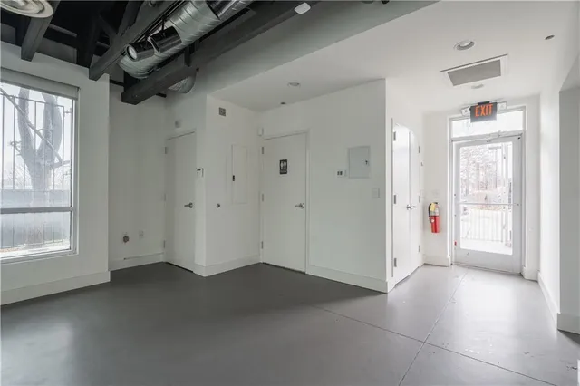 a view of empty room with window