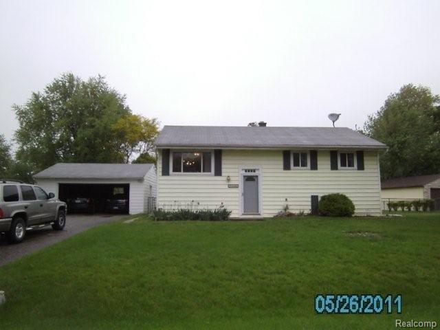 2458 Toby Road Lake Orion, MI 48359 - Photo 14 of 14 SANY0945.jpg